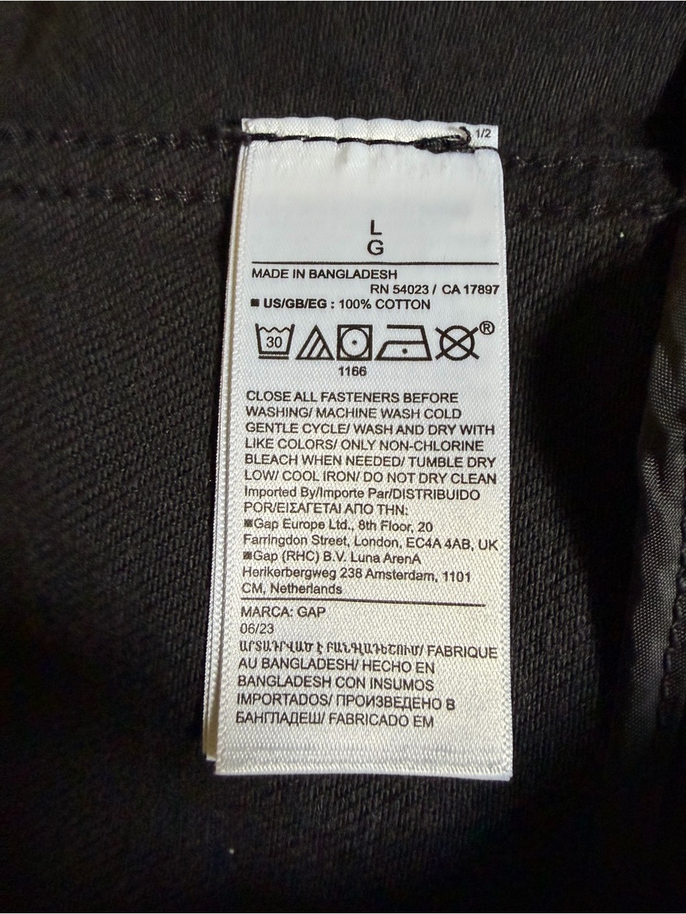 GAP Women’s Black Twill denim Vest - Picture 4 of 4